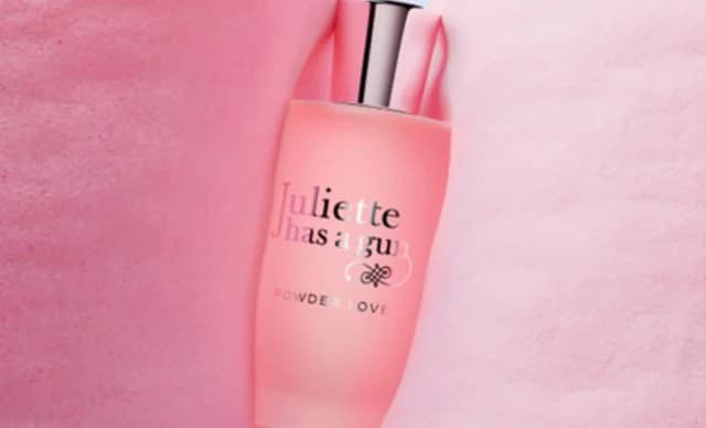 Juliette Has a Gun מציגה בושם חדש: Powder Love
