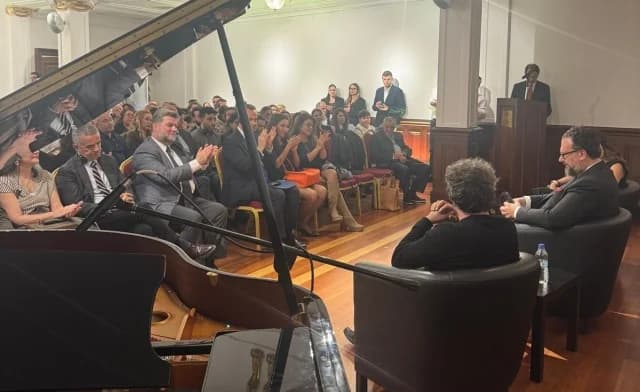 Veranstaltung in Istanbul feiert 100. Geburtstag von Mikis Theodorakis