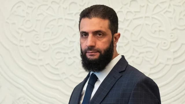 Reino Unido levanta sanciones contra Al-Saraa, se espera que la UE siga