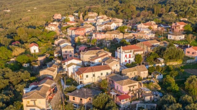 Pierrakakis: ENFIA-Befreiung auf Dörfer mit bis zu 1.700 Einwohnern ausgeweitet