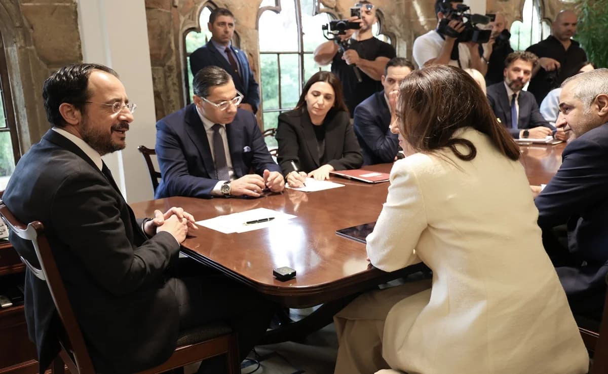 Χριστοδουλίδης: «Ο ουρανός είναι το όριο» στις σχέσεις Κύπρου-ΗΑΕ