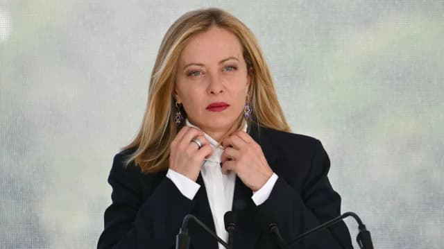 Μελόνι: Όχι σε φόρο στις μεγάλες περιουσίες