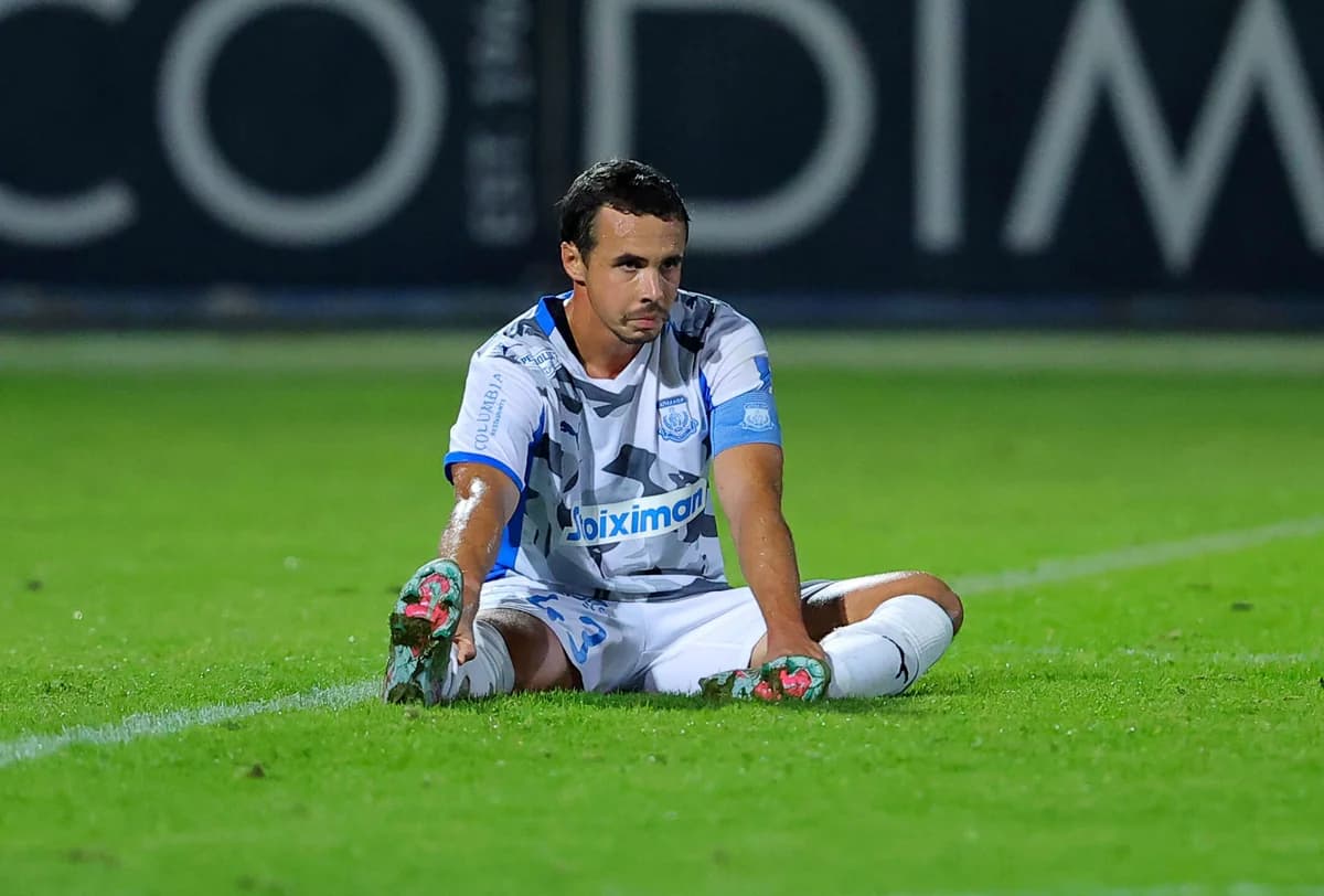 Verletzungsbedingter Wechsel von Marques bei Apollon