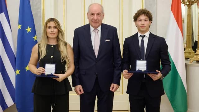 Ungarischer Präsident zeichnet Anastasios Garipis für Seenotrettung aus