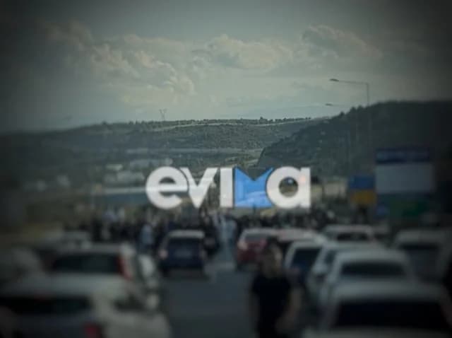 Διακόπηκε η κυκλοφορία στην εθνική οδό Χαλκίδας-Σχηματαρίου για παράνομες κόντρες