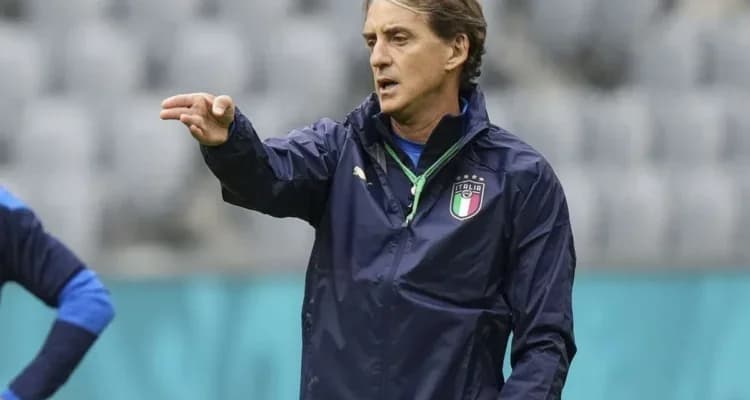 Roberto Mancini: A punto de unirse al Al Sadd en Qatar