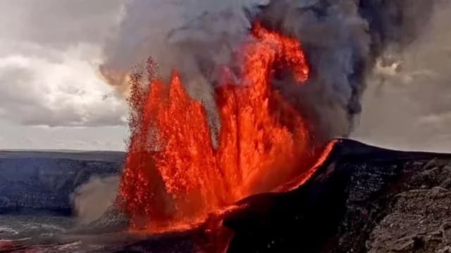 Espectacular: Fuente de lava alcanza los 300 metros en el volcán Kilauea en Hawái