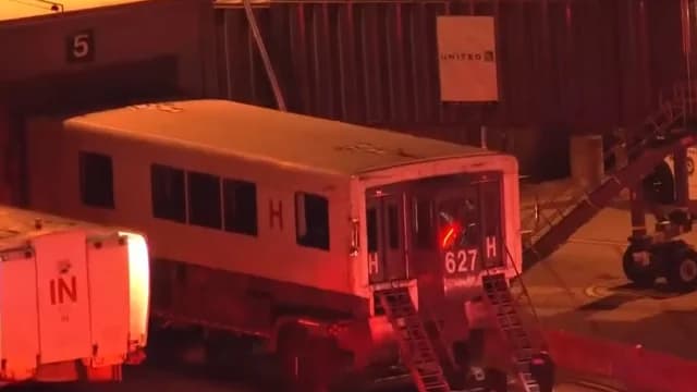 Autobús choca contra muelle en el aeropuerto de Dulles: 18 heridos