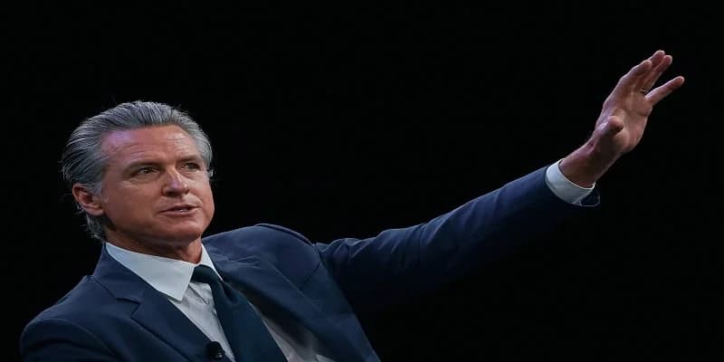 COP30: Ο Γκάβιν Νιούσομ επικρίνει τον Ντόναλντ Τραμπ για την κλιματική αλλαγή