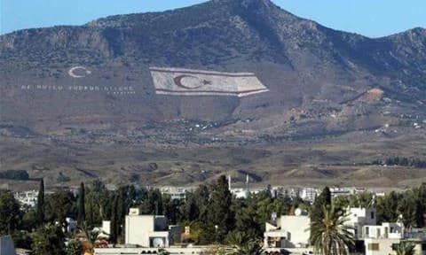 Διαμαρτυρία Τ/κ εκπαιδευτικών στην κατεχόμενη Λευκωσία για έρευνα σε συναδέλφους τους