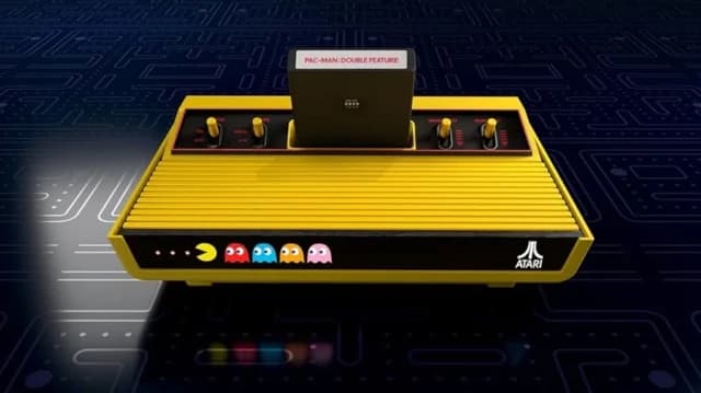 Atari 2600 Pac-Man Edition: מערכת אגדית חוזרת בגרסה צבעונית