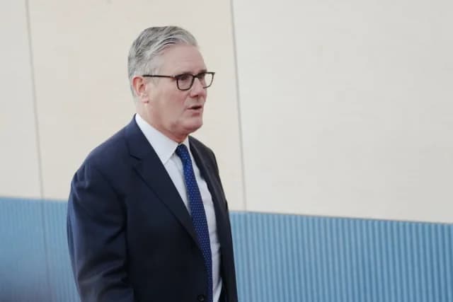Ministro de Salud del Reino Unido niega planes para derrocar a Starmer