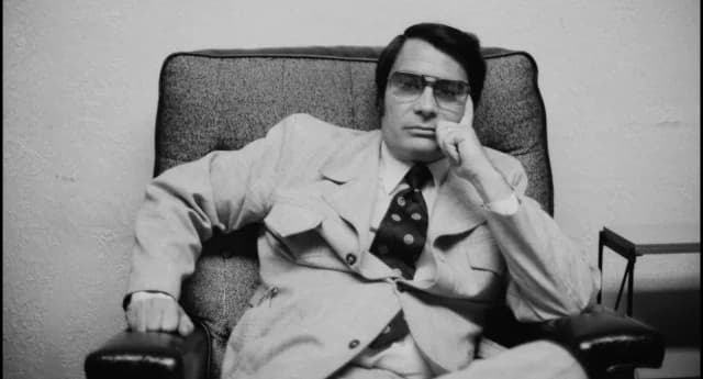 Jim Jones: Der Prediger, der 900 Menschen in den Selbstmord trieb