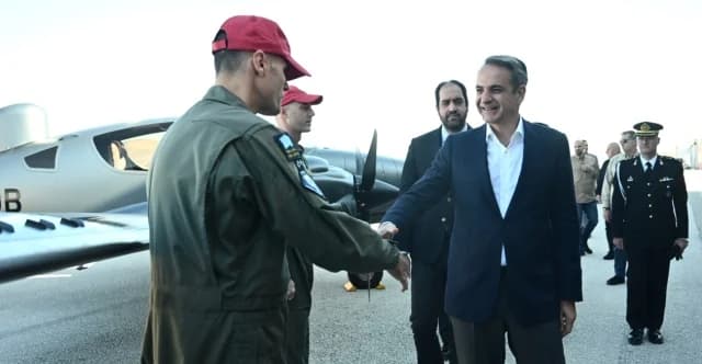 קיריאקוס מיצוטאקיס: נאום בטקס קבלת מטוסים של שירותי הכבאות