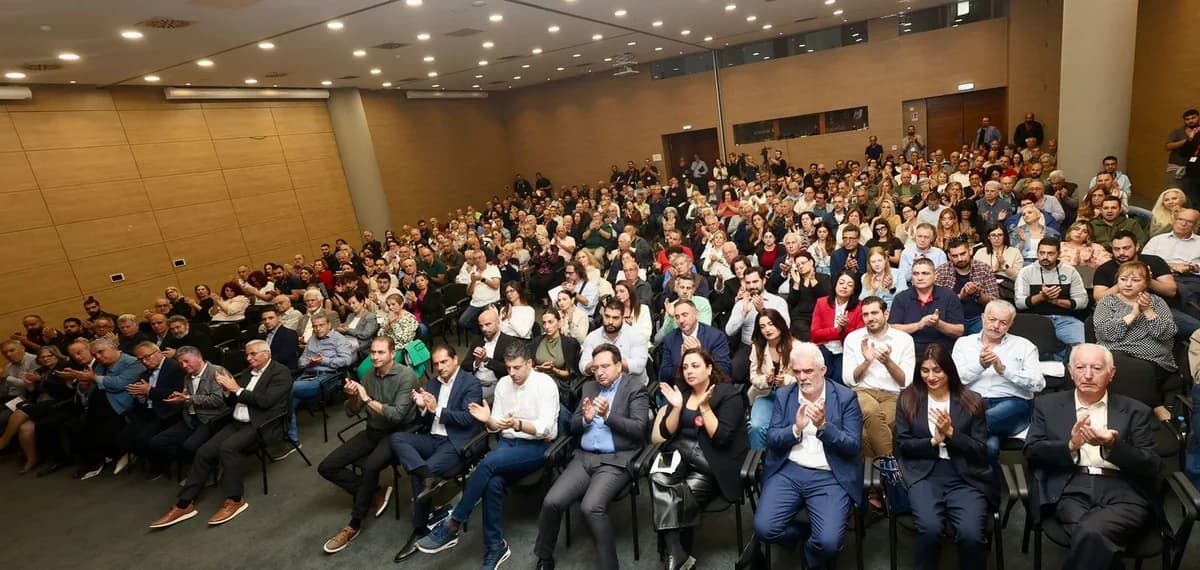 ΑΚΕΛ: Οι 19 υποψήφιοι για την επαρχία Λευκωσίας