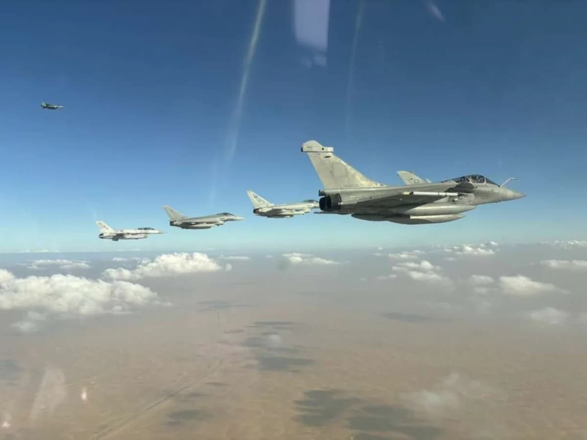 Τουρκική πρόκληση: F-16 πάνω από τη νεκρή ζώνη στην Κύπρο
