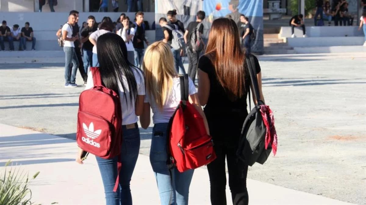 Bildungsministerium kündigt Fehlzeitenregelung während Lehrerstreiks an