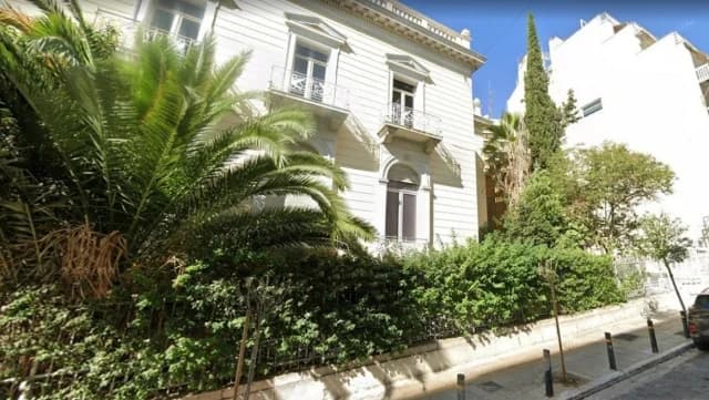 מכירות פומביות: פנטהאוז בהרודוטו ומטה "פאפאספירו"