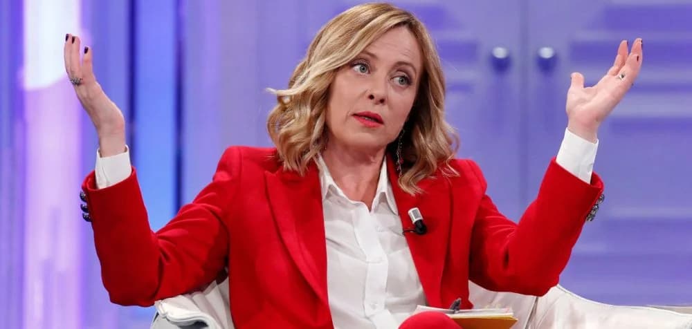 Ιταλία: Πολιτικές αντιδράσεις για δημοσίευμα περί παρέμβασης του Κυριναλίου