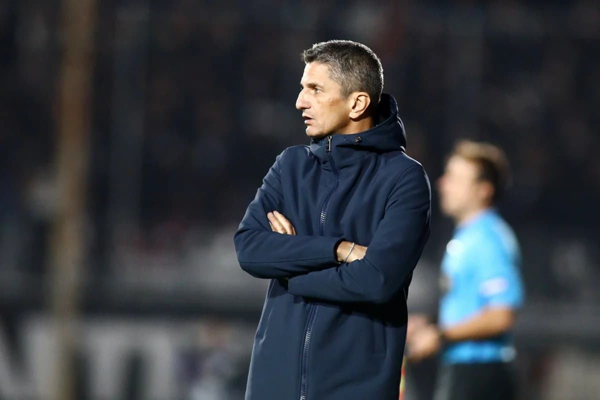 Hastas: Planes de Lucescu para Kifisia