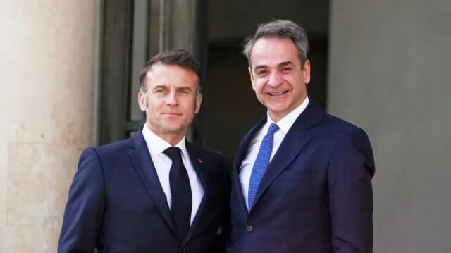 Medios franceses: "La cigarra le presta a la hormiga" - Grecia paga los préstamos anticipadamente
