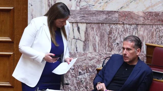 Ζωή Κωνσταντοπούλου: «Ο Καραναστάσης είναι ο ιθύνων νους της Πλεύσης»