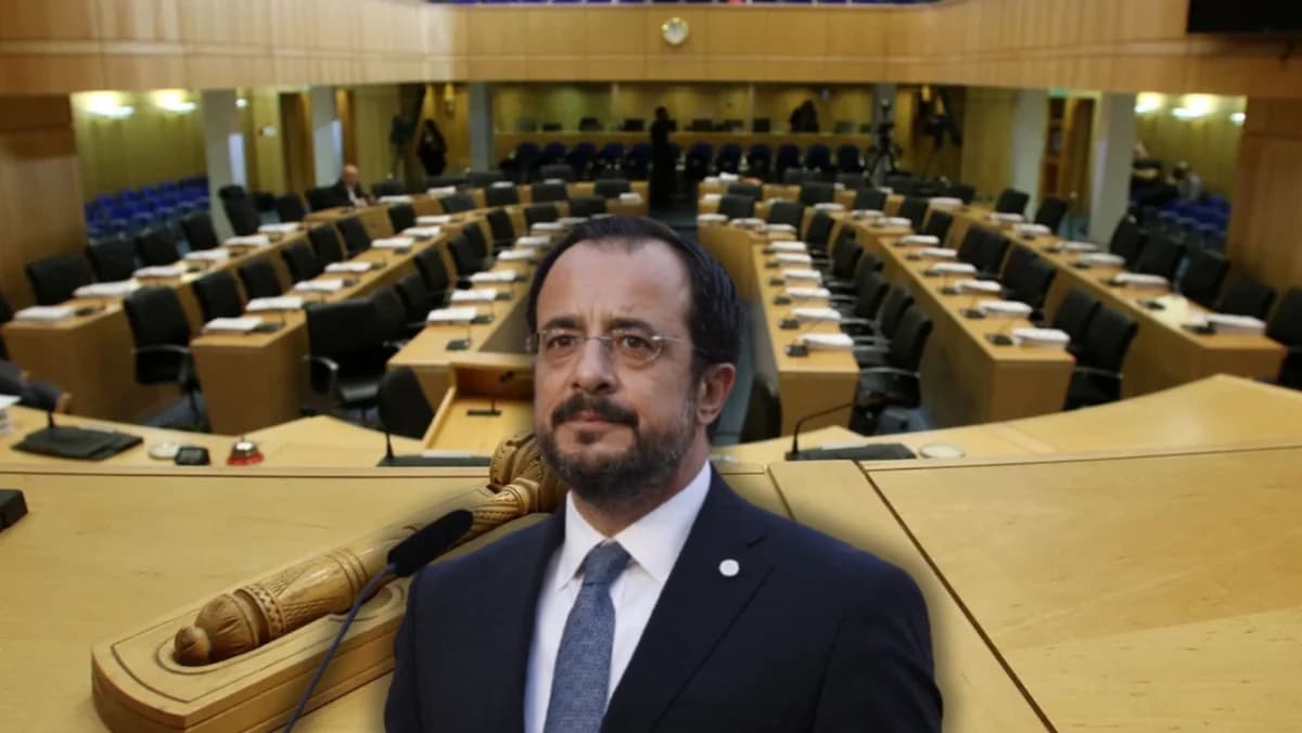 Δημοσκόπηση OMEGA: Μεγάλη δυσαρέσκεια των πολιτών για Χριστοδουλίδη και κυβέρνηση