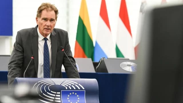 Δωρεάν εξετάσεις ήπατος στον Πειραιά από τον Νίκο Παπανδρέου