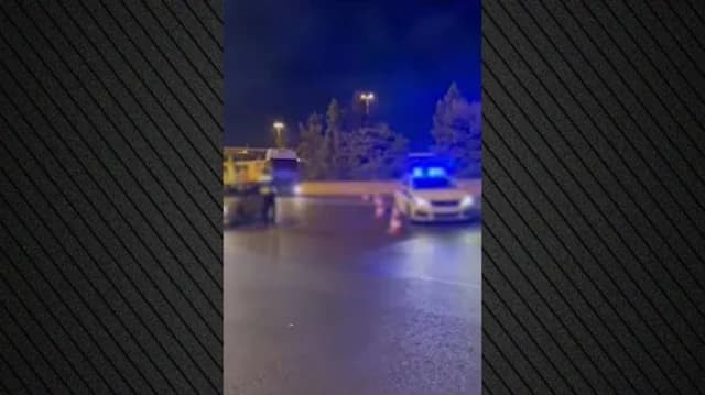 Autobahn Athen-Lamia: Fahrer rast mit 230 km/h unter Alkoholeinfluss