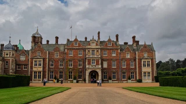 Die britische Königsfamilie: Ein Immobilienportfolio im Wert von 8,2 Milliarden Euro