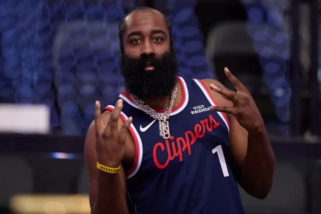 NBA: Clippers schlagen Hornets mit 55 Punkten von Harden
