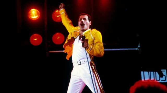 Queen Considera Traer a Freddie Mercury de Vuelta al Escenario con IA
