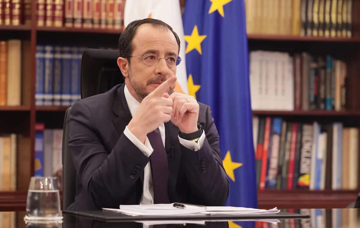 President Christodoulides in Paris: Strategic Partnership Agreement Signed with Macron