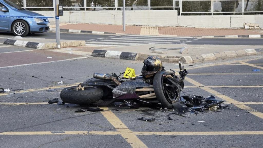 Accidente de tráfico en Pafos: Muere un motociclista de 23 años – Resultados de la autopsia
