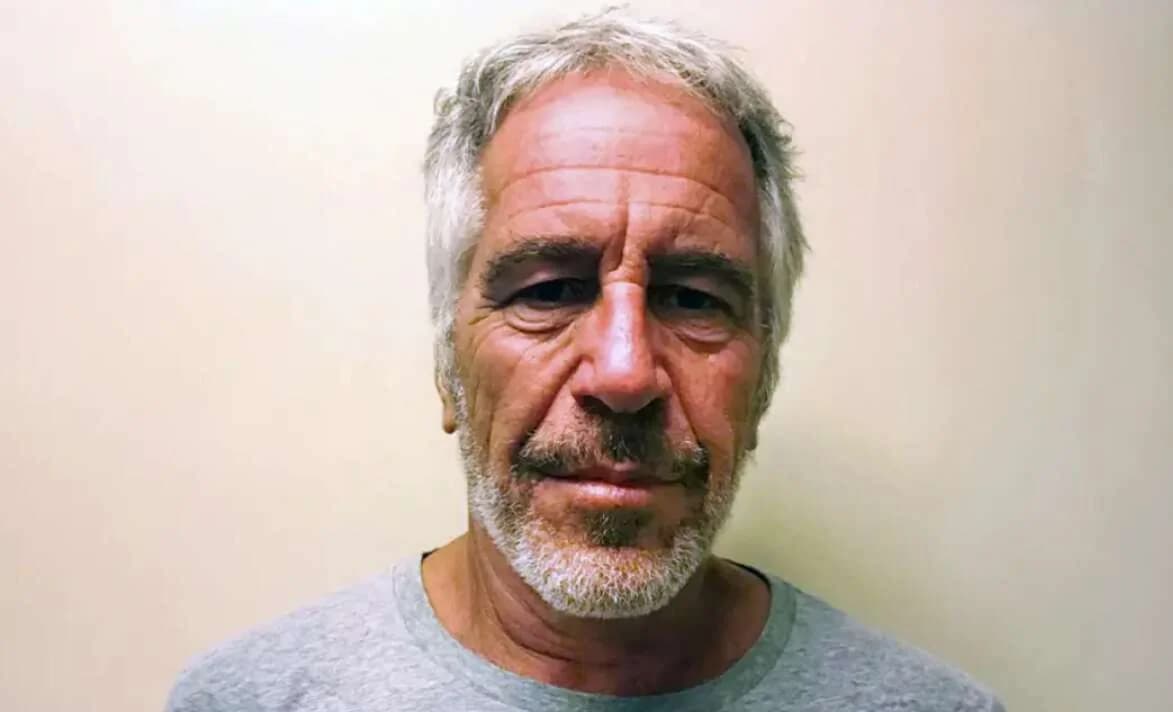 Liberan cientos de miles de documentos sobre Epstein