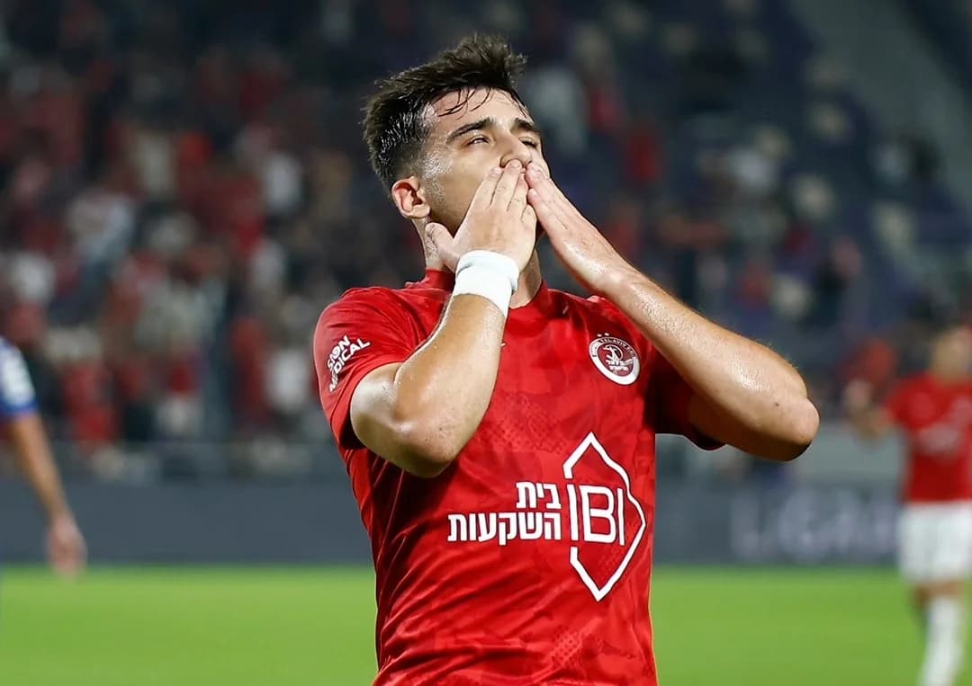 Loizos Loizou: Super Leistung und Feierlichkeiten mit Hapoel Tel Aviv (Video)