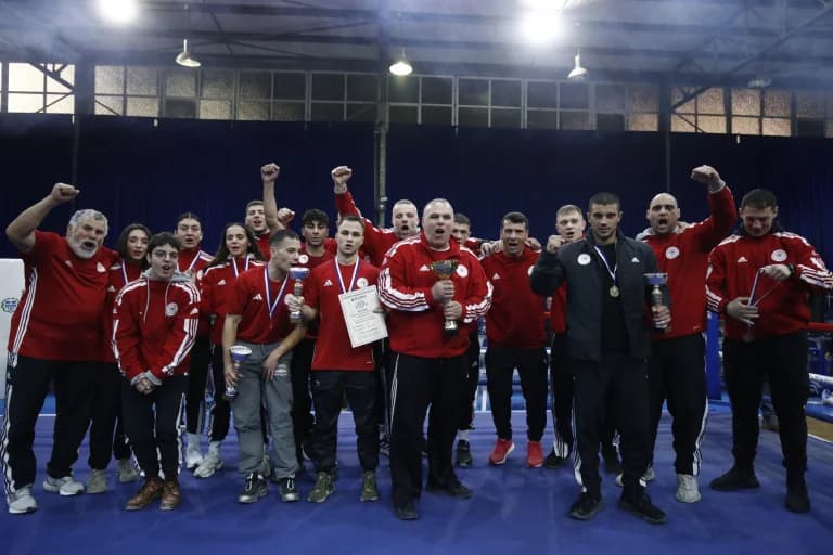 Olympiacos dominiert die griechische Elite-Boxmeisterschaft 2025