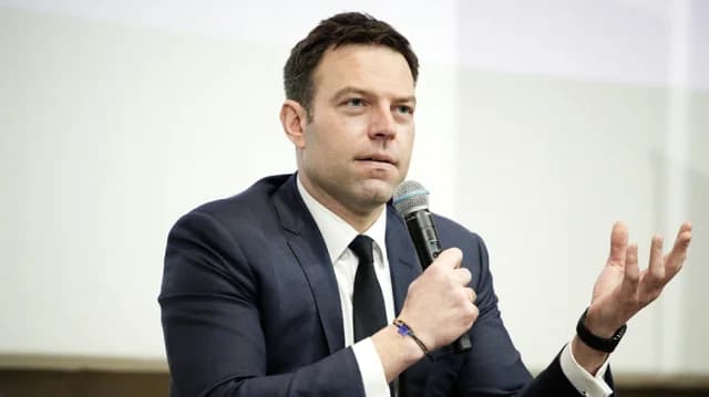 Kasselakis: Unser Kurs wird nicht von Einzelpersonen bestimmt