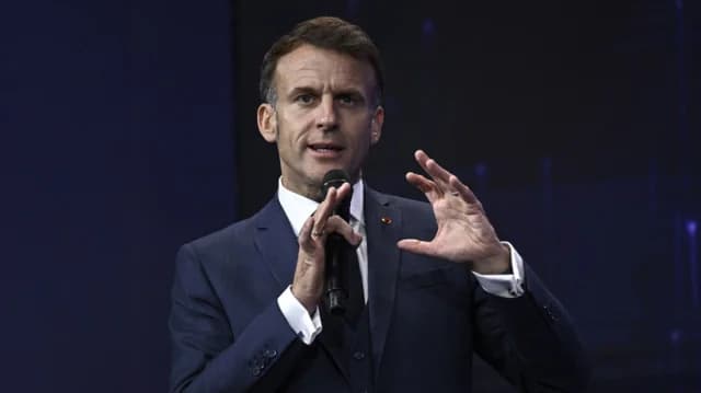 Macron busca un papel de liderazgo en la defensa europea con un nuevo portaaviones