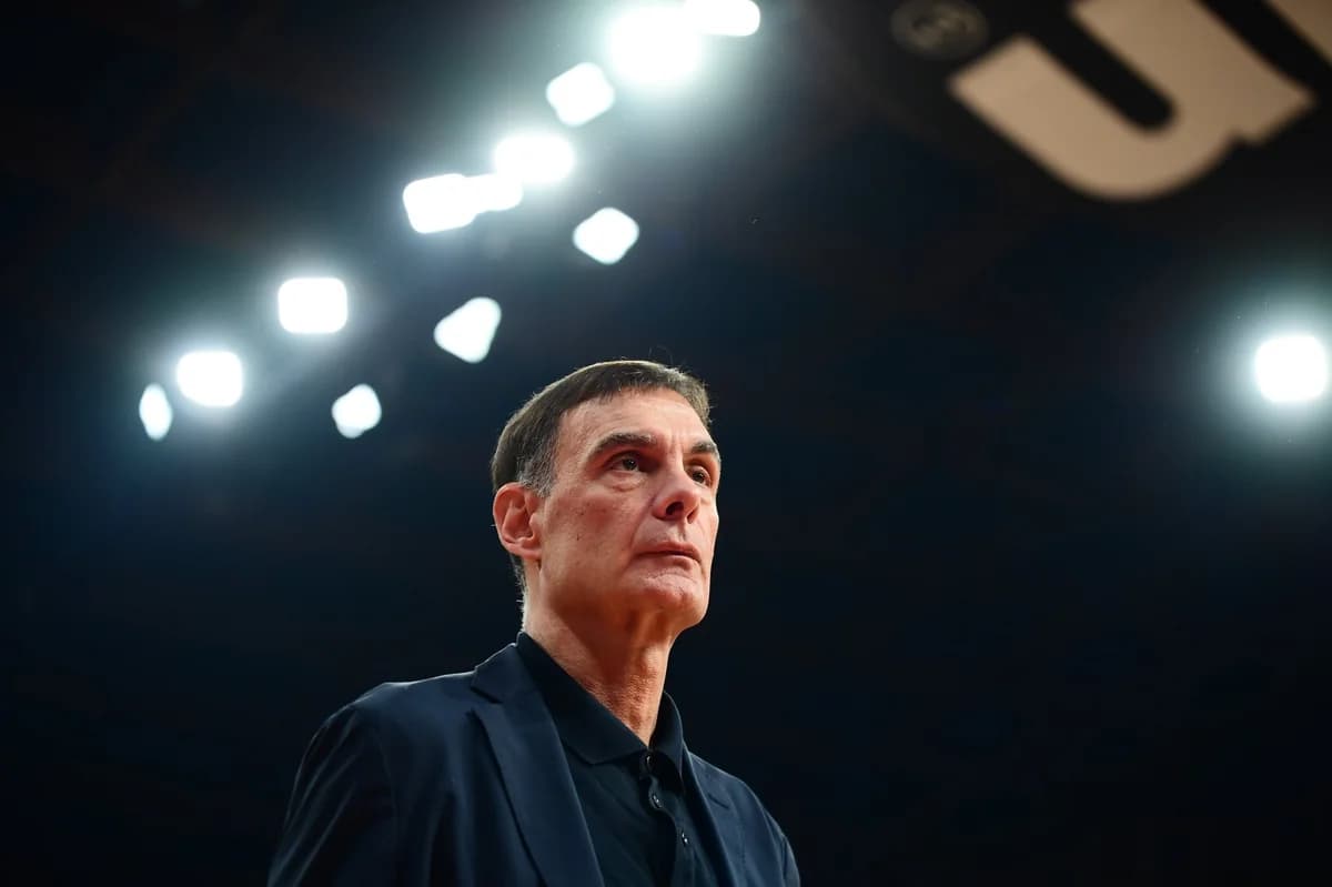 Olympiacos: Touching tribute to Bartzokas for historic record
