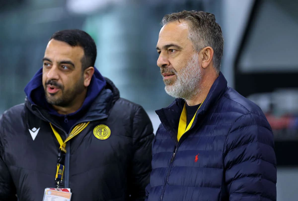 Leventis (AEL): 'Idiakez' Co-Trainer spuckte auf Steward'