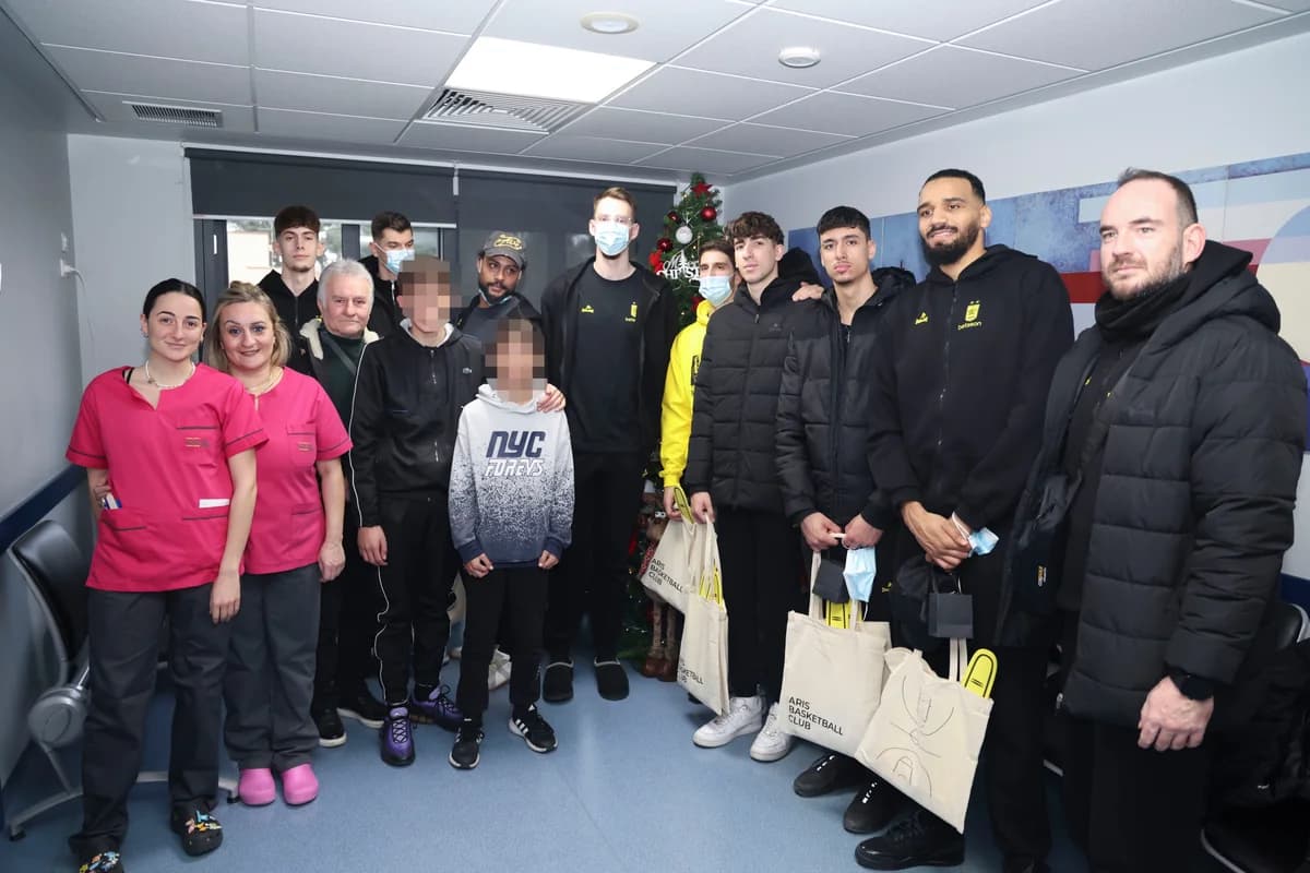 Aris besucht die Klinik «Agios Loukas»