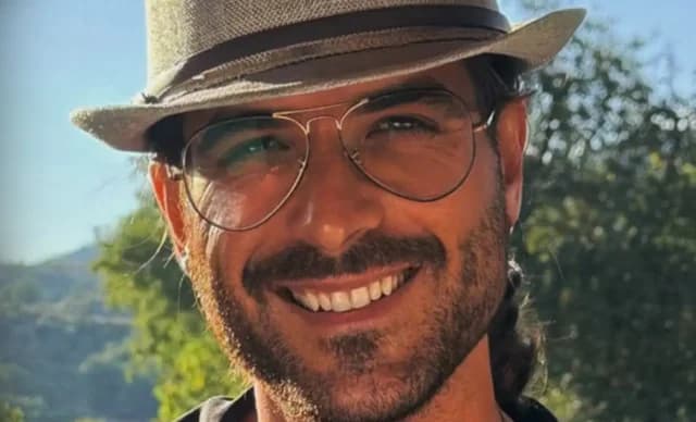 Aris Mougkopetros: Arrestado por amenaza doméstica – "Solo quería ver a mis hijos"