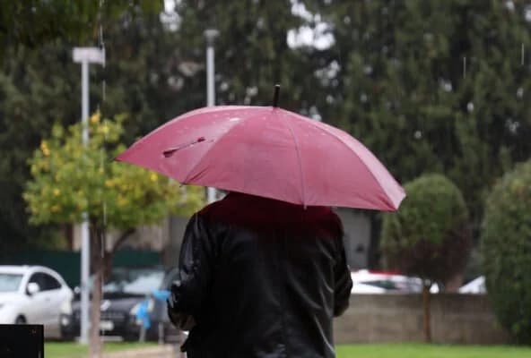 Regen und starke Winde: Zypern verabschiedet sich von 2025