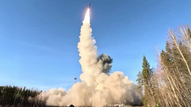 Rusia: Despliegue de misiles hipersónicos en Bielorrusia
