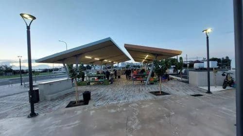 Abre nuevo mercado de agricultores en Deryneia