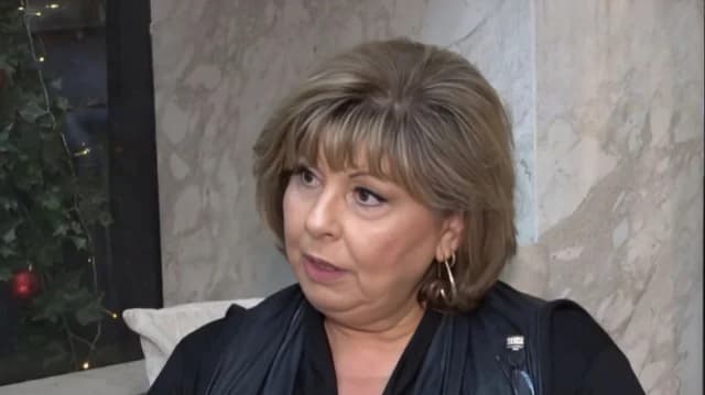 Lena Manta: "He dado un giro de 180 grados tras la muerte de mi marido"