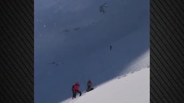Vardousia-Gebirge: Bergung und Helikoptertransport der Bergsteiger