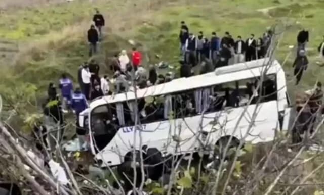 Κωνσταντινούπολη: Τέσσερις νεκροί σε δυστύχημα με λεωφορείο