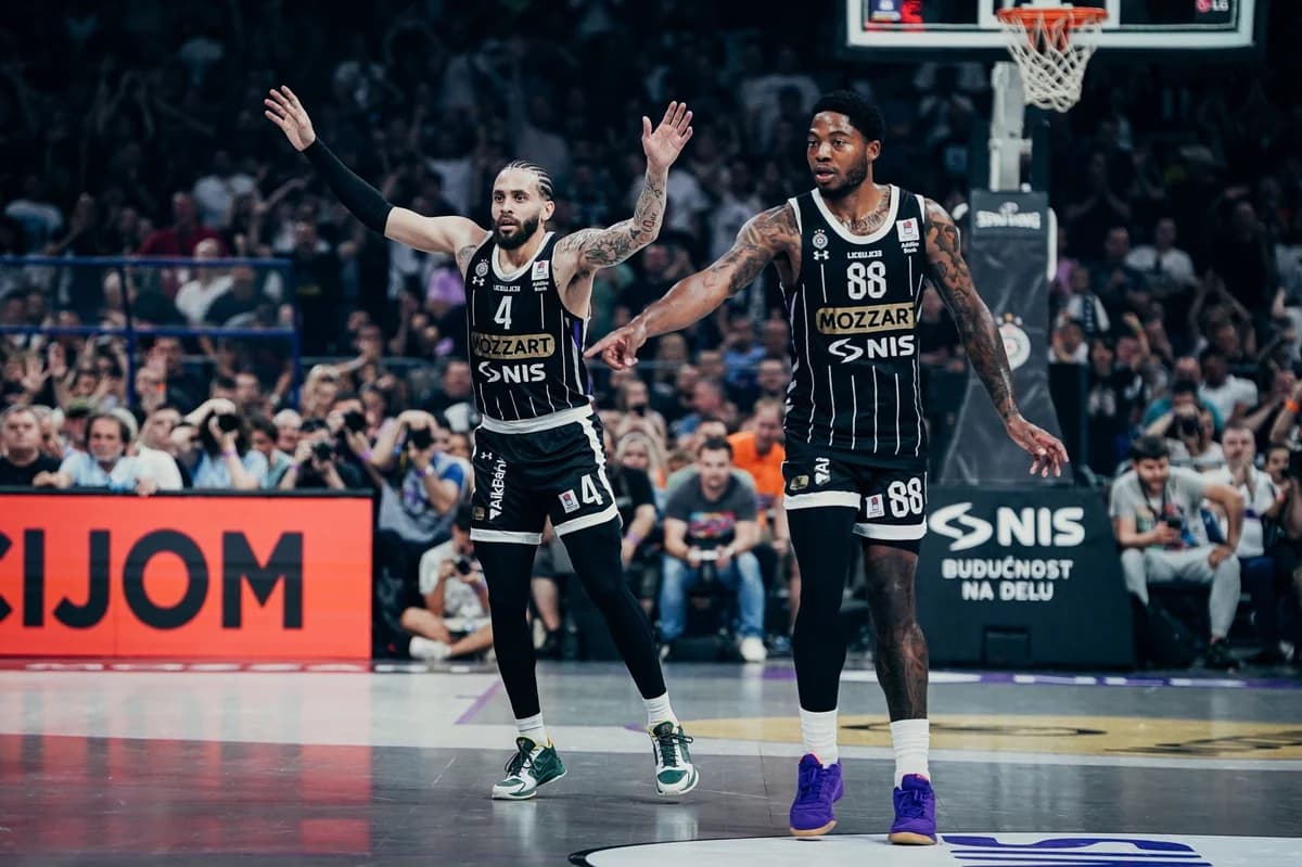 Olympiacos prepara un contrato de 2.5 años para Tyrique Jones